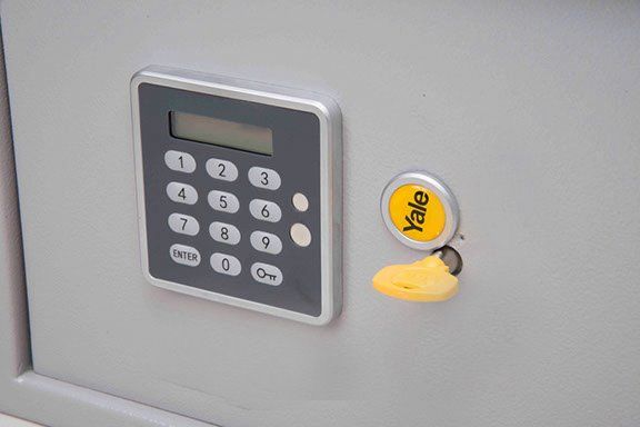 Yale Essential Safe YLE 200 EG4 03