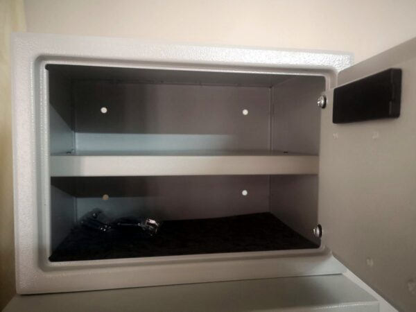 Yale Essential Safe YSE 250 EG4 04